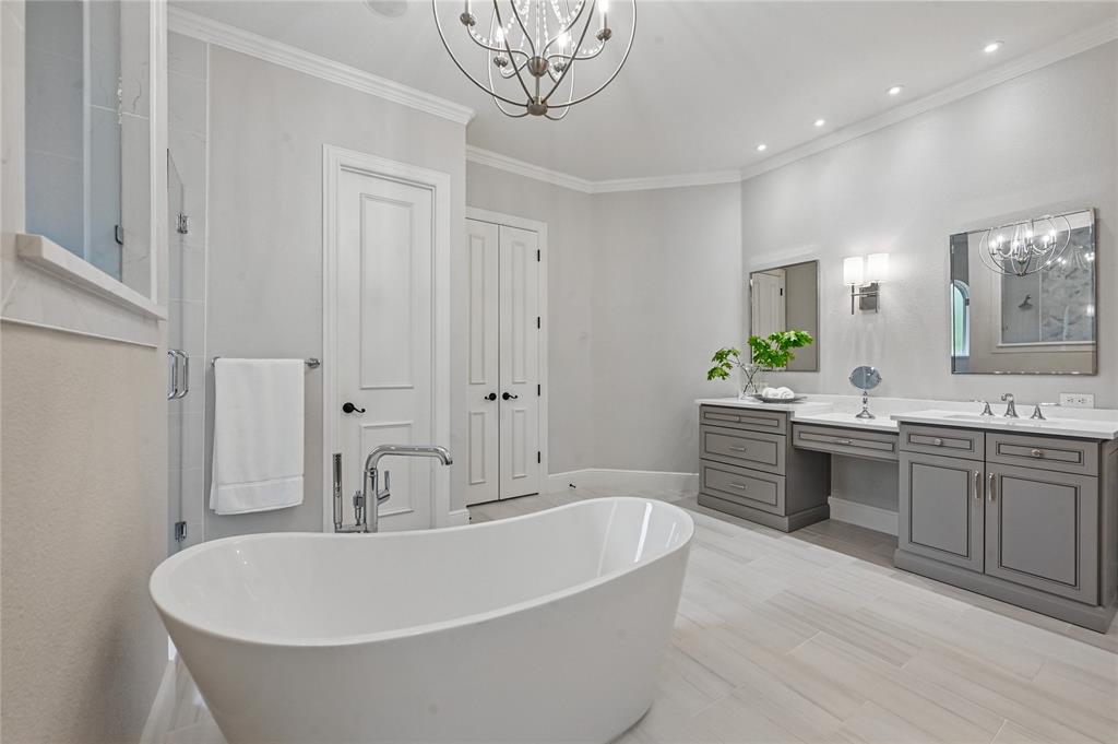 Flower Mound, Texas 75022, United States, 5 Bedrooms Bedrooms, ,5 BathroomsBathrooms,Residential,Pending,115905