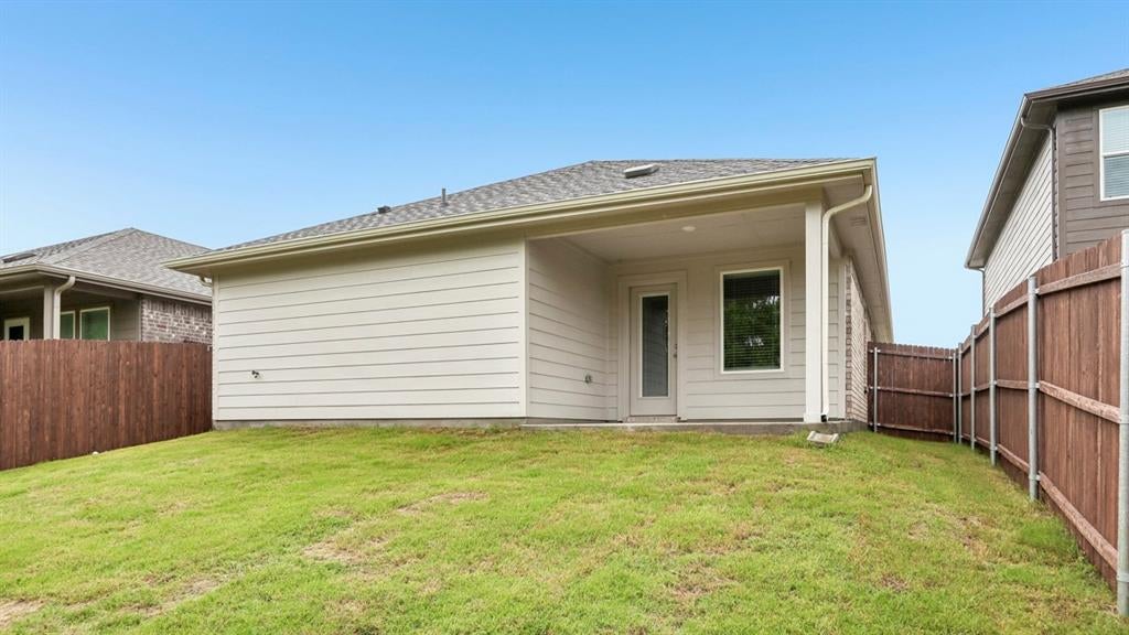 921 Jefferson Way
