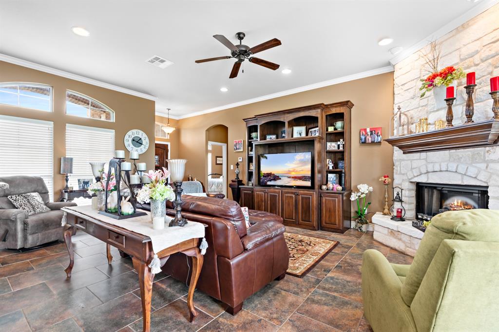 Wolf Country - Residential