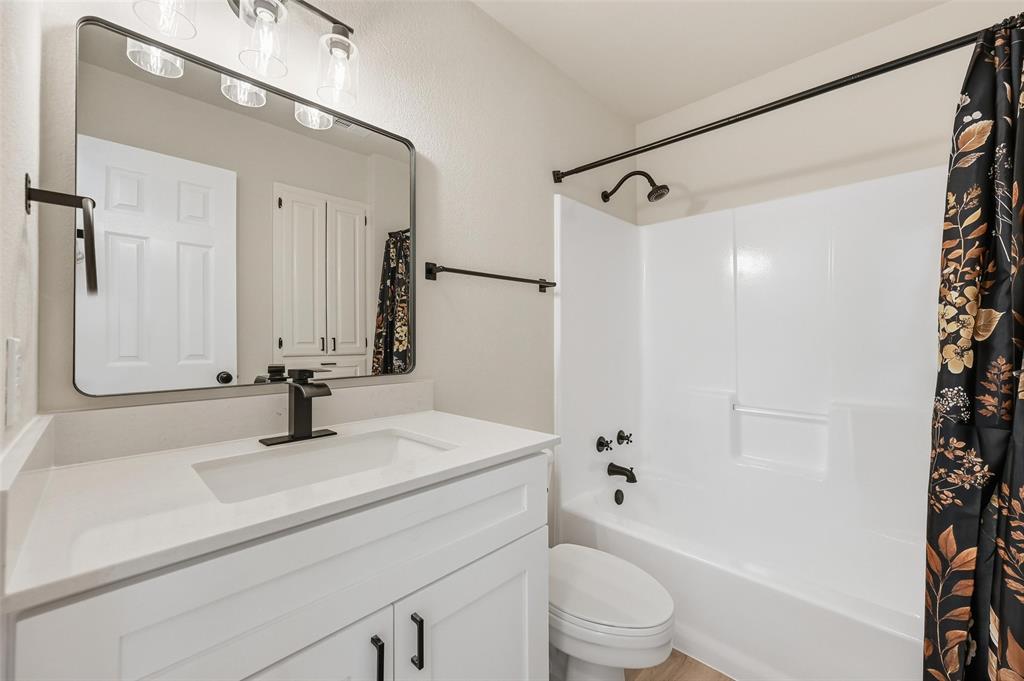 Grande Casa Ranchitos #3 - Residential