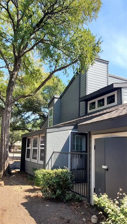 Trinity Meadows Condos - Residential