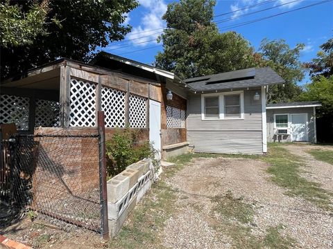 110 N Marlborough Avenue Dallas TX 75208