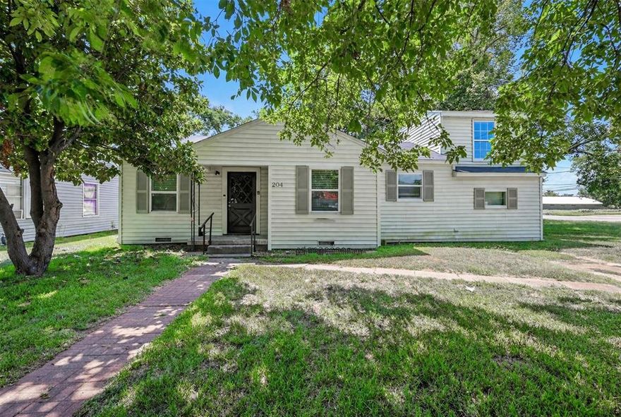 Fantastic investment opportunity—perfect for investors seeking immediate cash flow! This 4-bedroom, 1-bath property is tenant-occupied at $1,250 per month, making it a turnkey addition to your rental portfolio.

Recently renovated, this home features modern updates throughout, including granite countertops, durable luxury vinyl plank wood flooring, and updated kitchen and bathroom finishes. The spacious 4-bedroom layout offers strong rental appeal and flexibility for long-term tenants.

With stylish upgrades already in place and consistent rental income, this property is ideal for investors looking for a cash-flowing rental property with tenant in place and modern finishes.

This property is available for individual sale as well as offered as part of an Investor Package Deal.