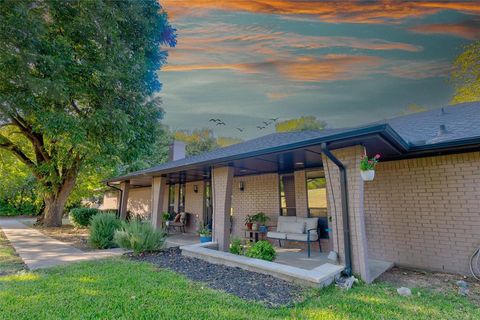175 E Pleasant Run Road Cedar Hill TX 75104