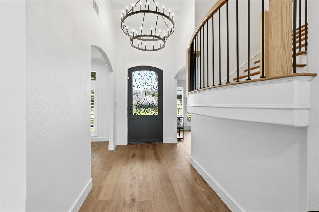 210 Canyon Oaks Drive