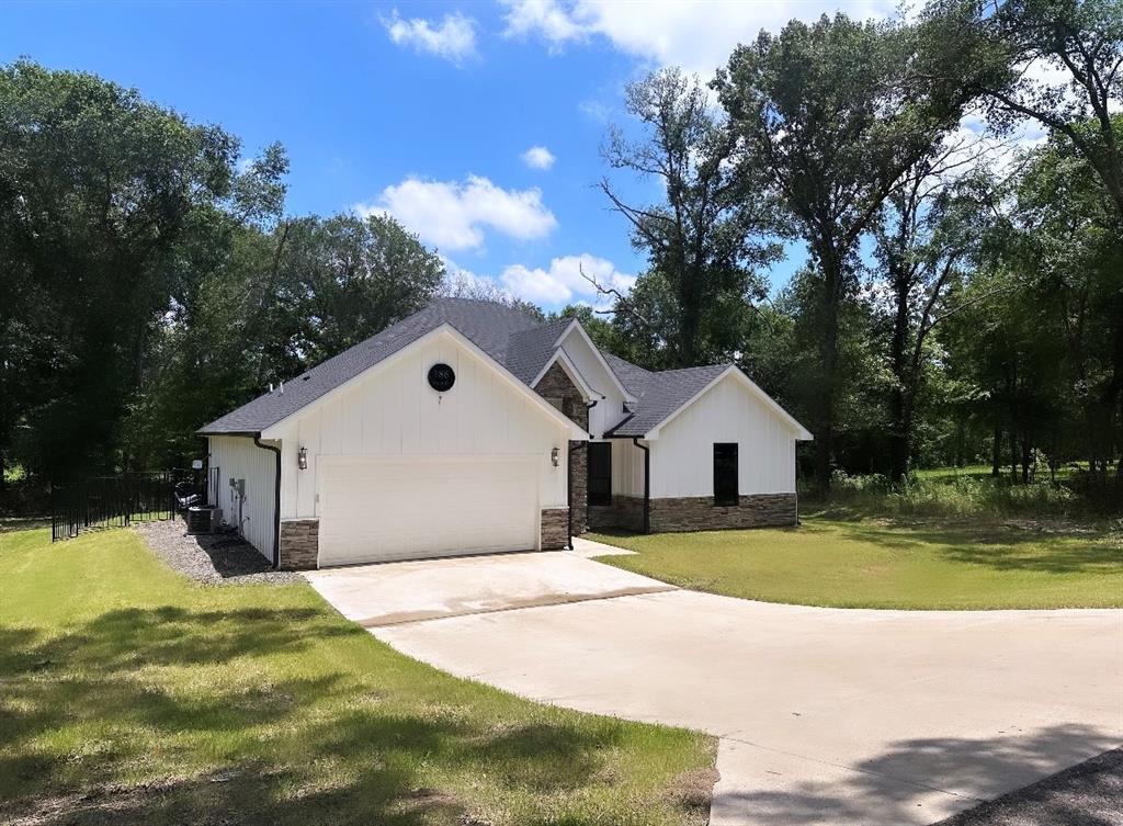 Lake Vista - Residential