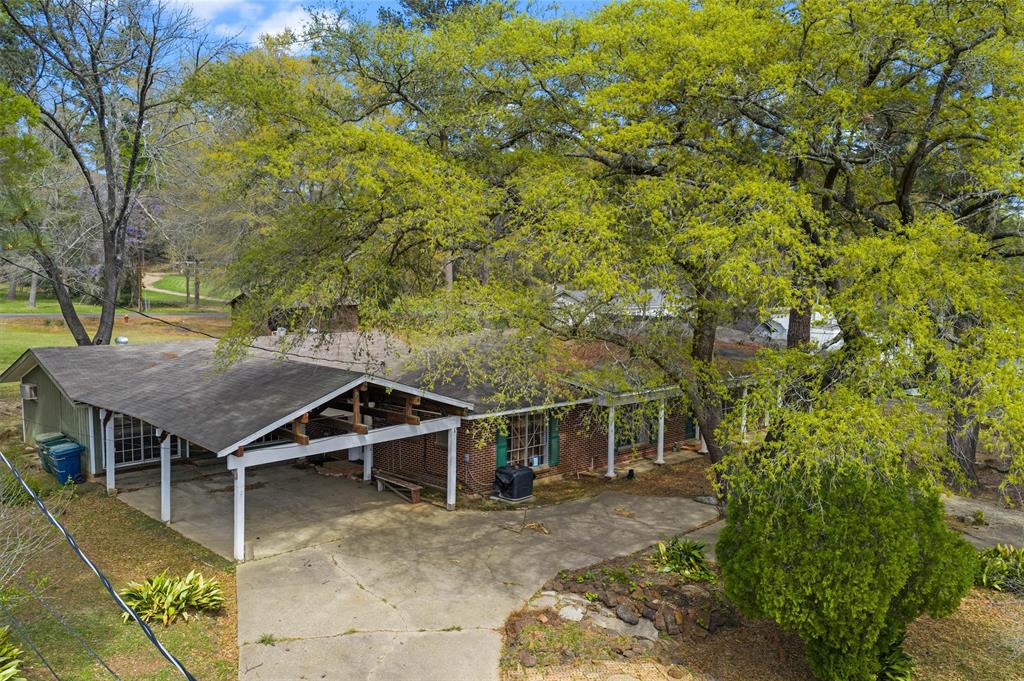 706 E Mary Lee Street