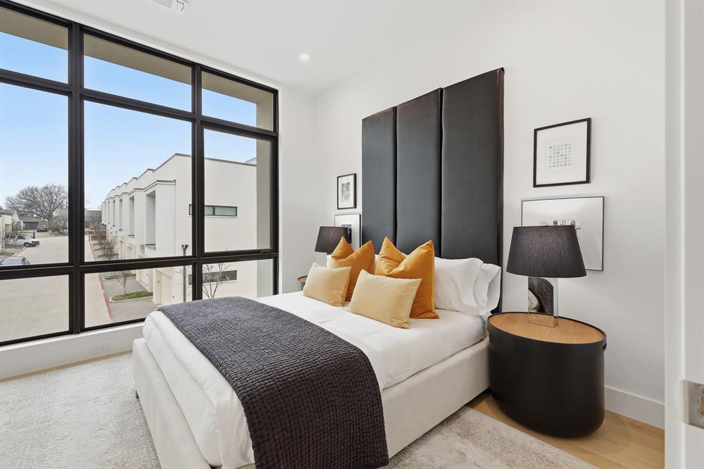 Kessler West Townhomes - Residential