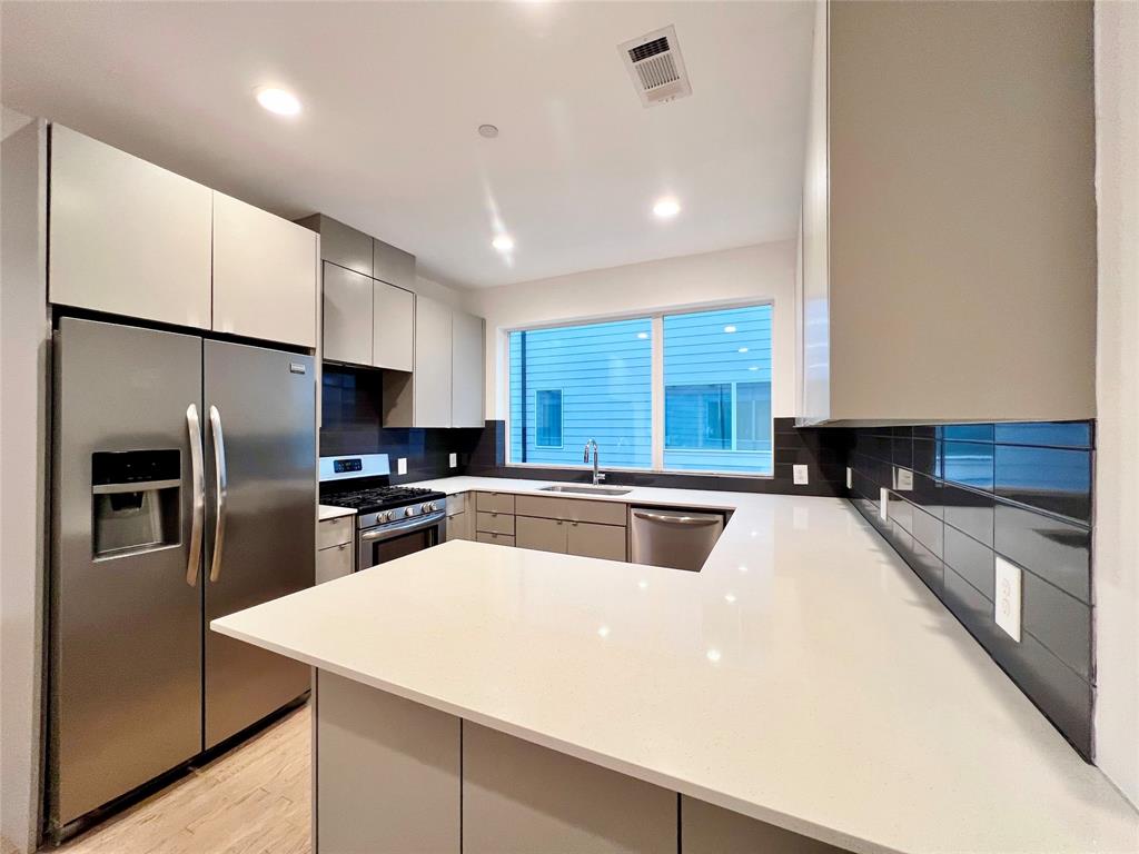 Bryan Heights Condos Bldg 1 - Residential Lease