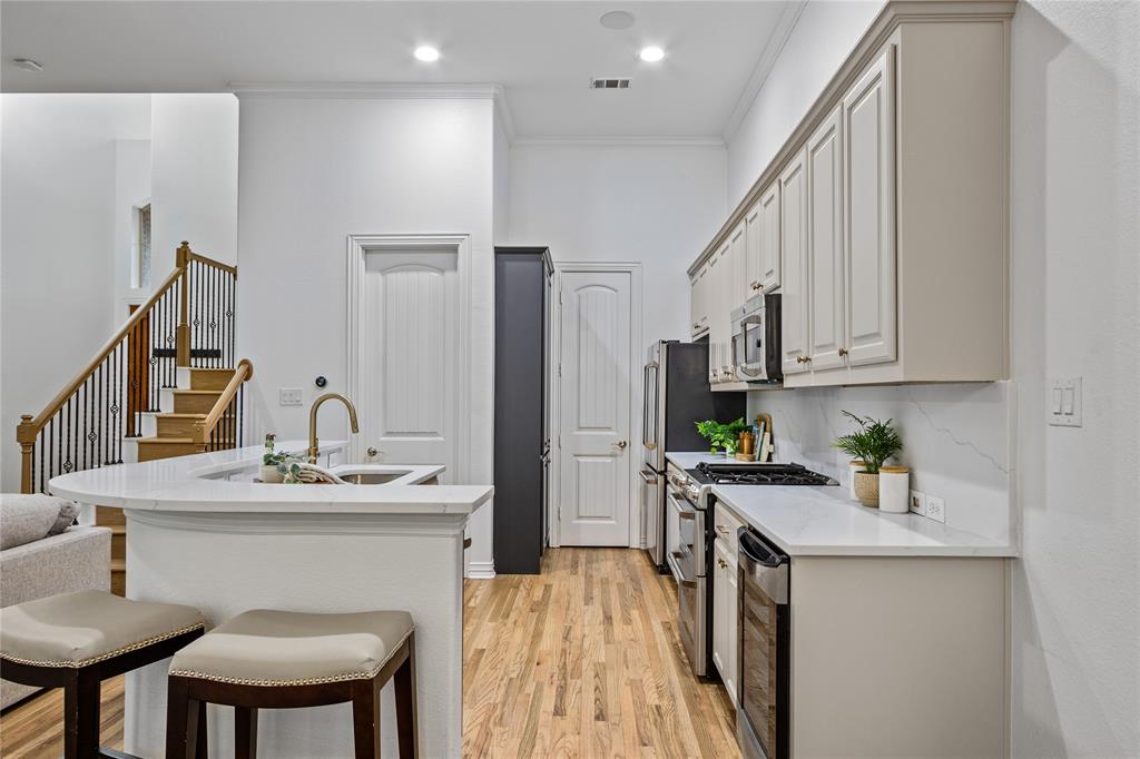 Lafayette Square - Residential