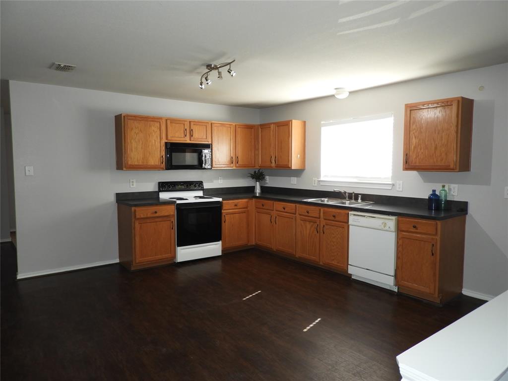 High Pointe #2b - Residential Lease