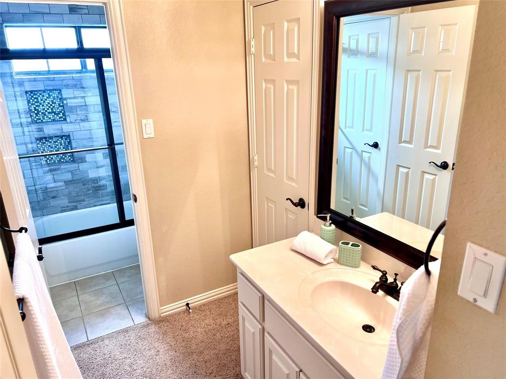 Estates In Hidden Oaks - Residential