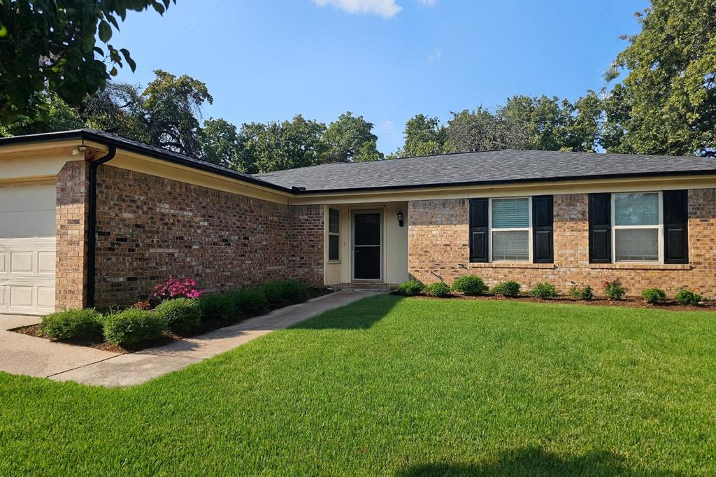 6221 Barcelona Drive