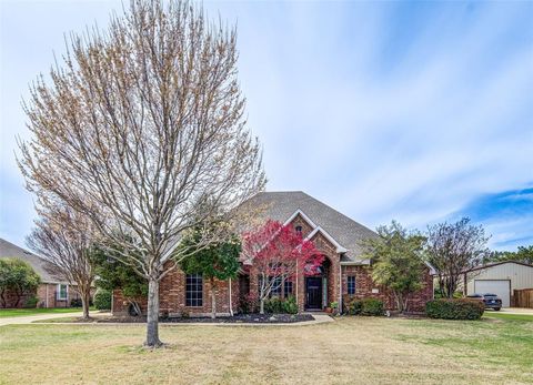 Photo of 112 Everett Court, Shady Shores, TX 76208 (MLS # 21210950)