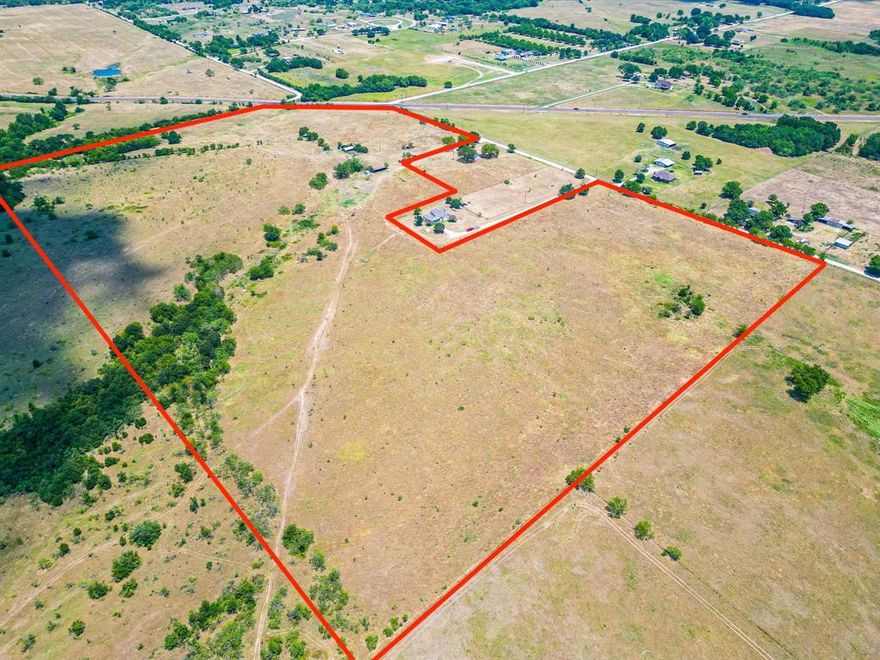60 Acres near Richland Chambers Lake and Mildred ISD.  Property has over 500 foot of Highway 287 frontage and is bordered by county roads on two other sides.  Looking for a place to build your dream ranch home on a hill with a view, this spot has it all!  Land is deed restricted but would make an excellent location for residential housing subdivision due to the close proximity to Corsicana, Mildred Schools, Richland Chambers Lake.  Call today for more information and tour the property.  Mineral rights do not convey with sale.