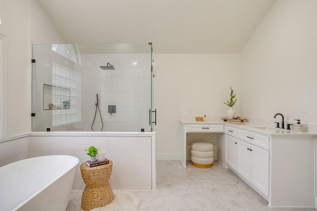 Daniel Barcroft Surv Abs #141 - Residential