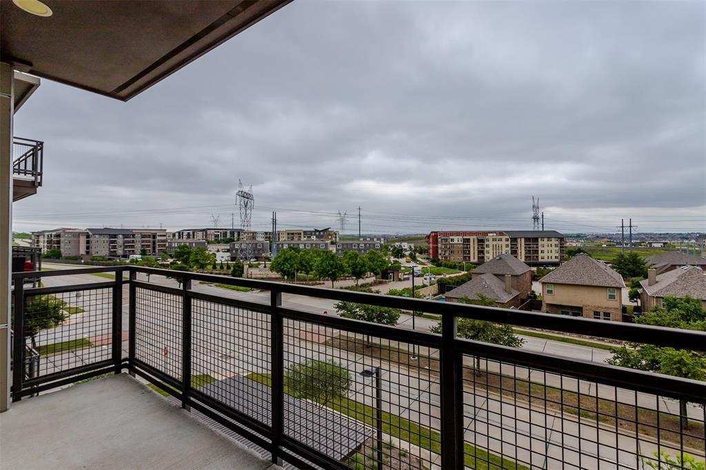 Sojurn At The Realm Condominiu - Residential