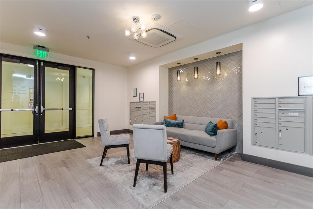 Sojurn At The Realm Condominiu - Residential