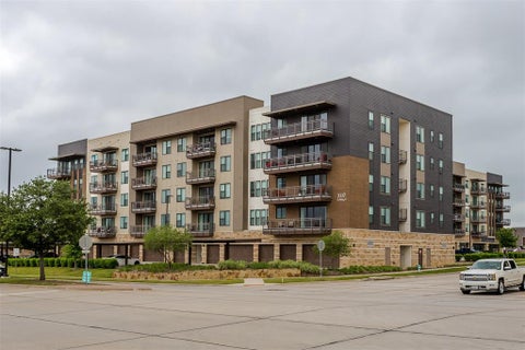 Property photo of 3517 Windhaven Parkway 2404, Lewisville, TX 75056