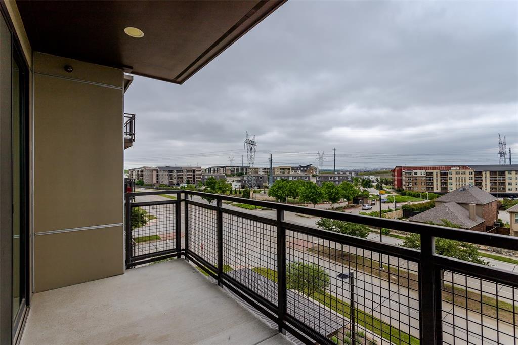 Sojurn At The Realm Condominiu - Residential