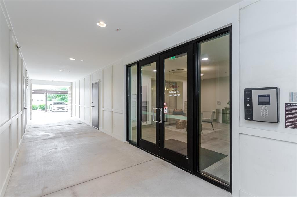 Sojurn At The Realm Condominiu - Residential