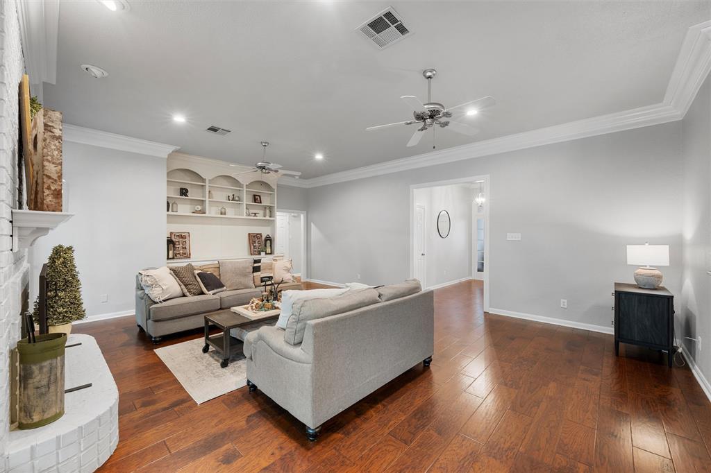 9604 Oak Springs Drive