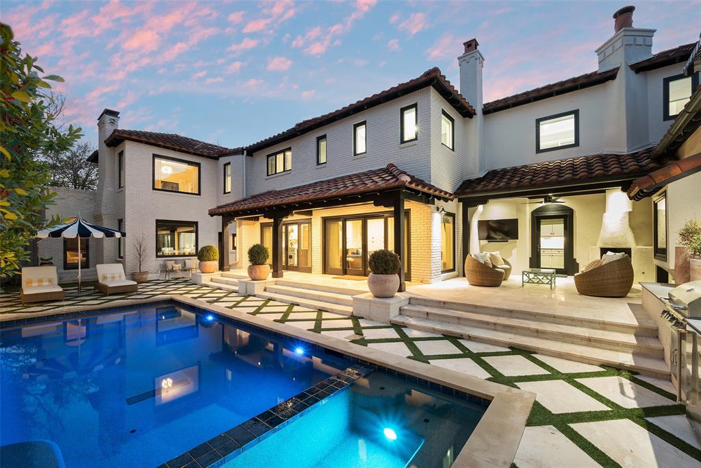 Country Club Estates - Residential