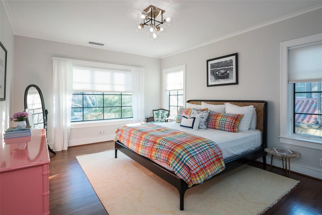 Country Club Estates - Residential