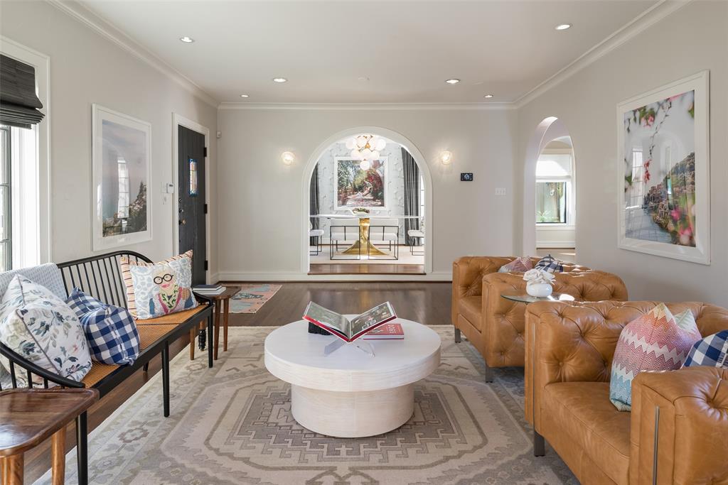 Country Club Estates - Residential