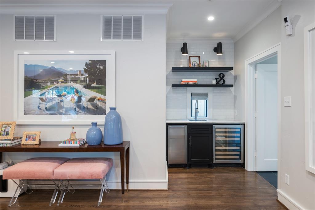 Country Club Estates - Residential