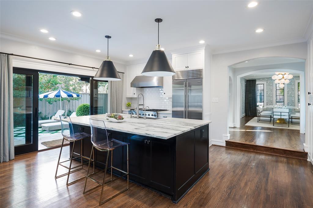 Country Club Estates - Residential