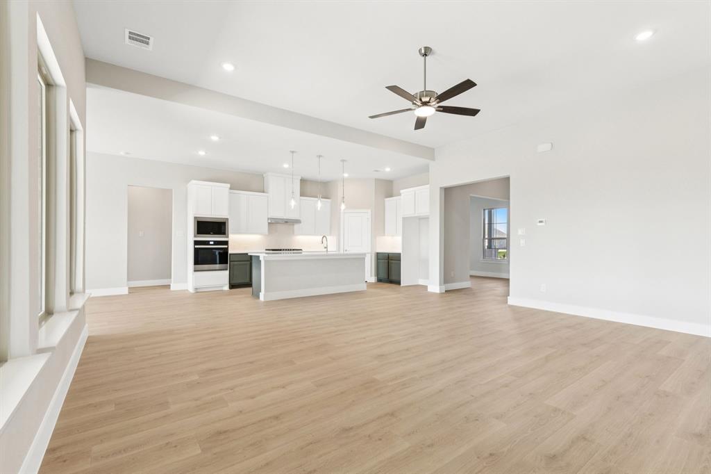 Lakeway Estates - Residential