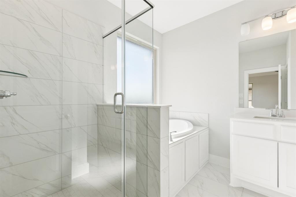 Lakeway Estates - Residential