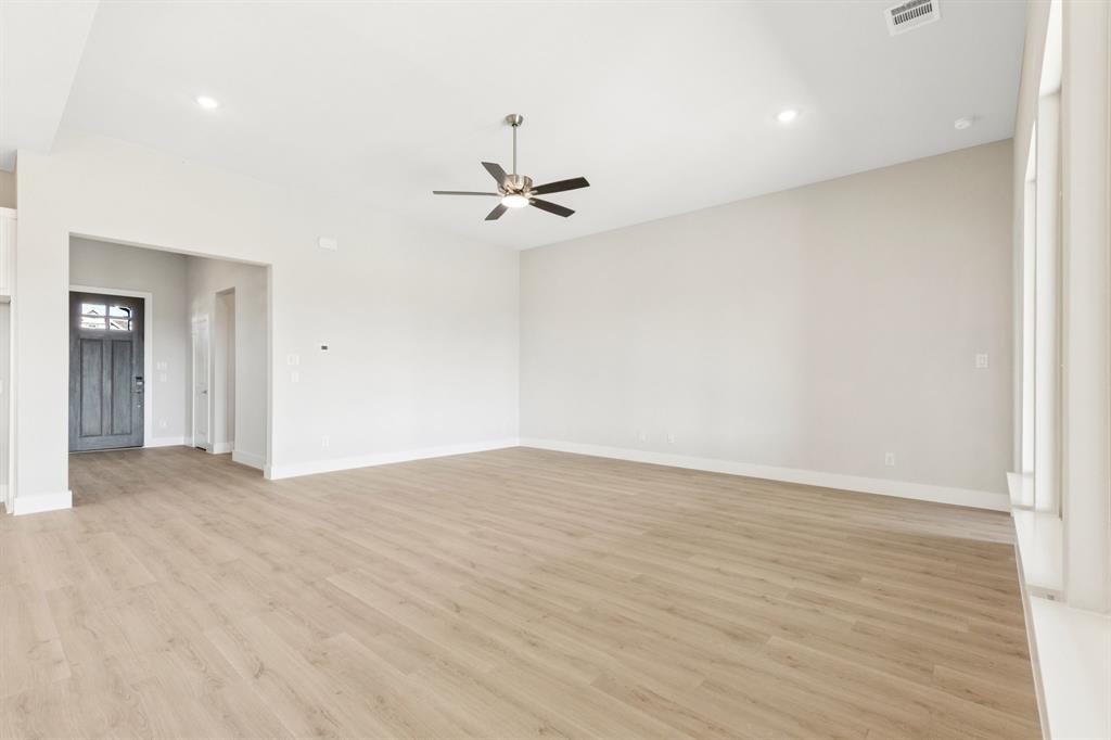 Lakeway Estates - Residential