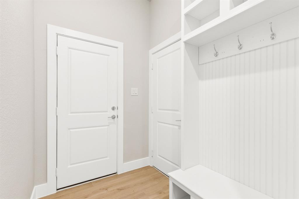 Lakeway Estates - Residential