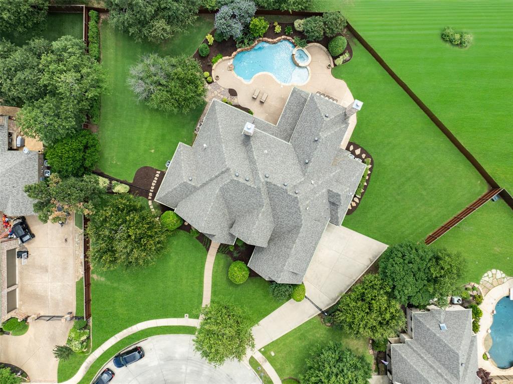 1109 Wickford Court