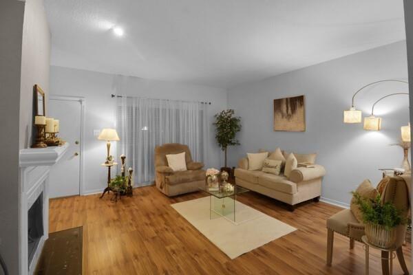 Richland Park Apt-Westchase Condo - Residential