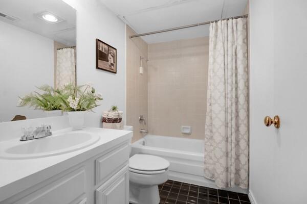 Richland Park Apt-Westchase Condo - Residential