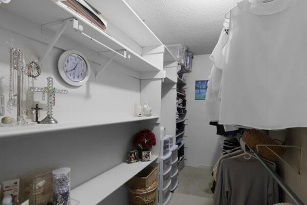 Richland Park Apt-Westchase Condo - Residential