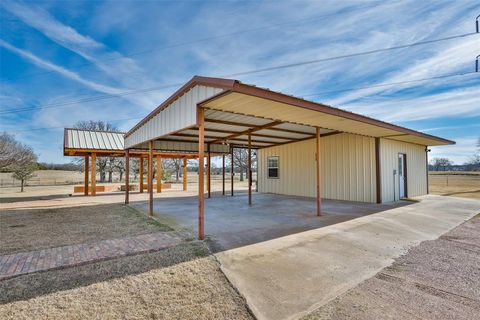 A home in Whitesboro