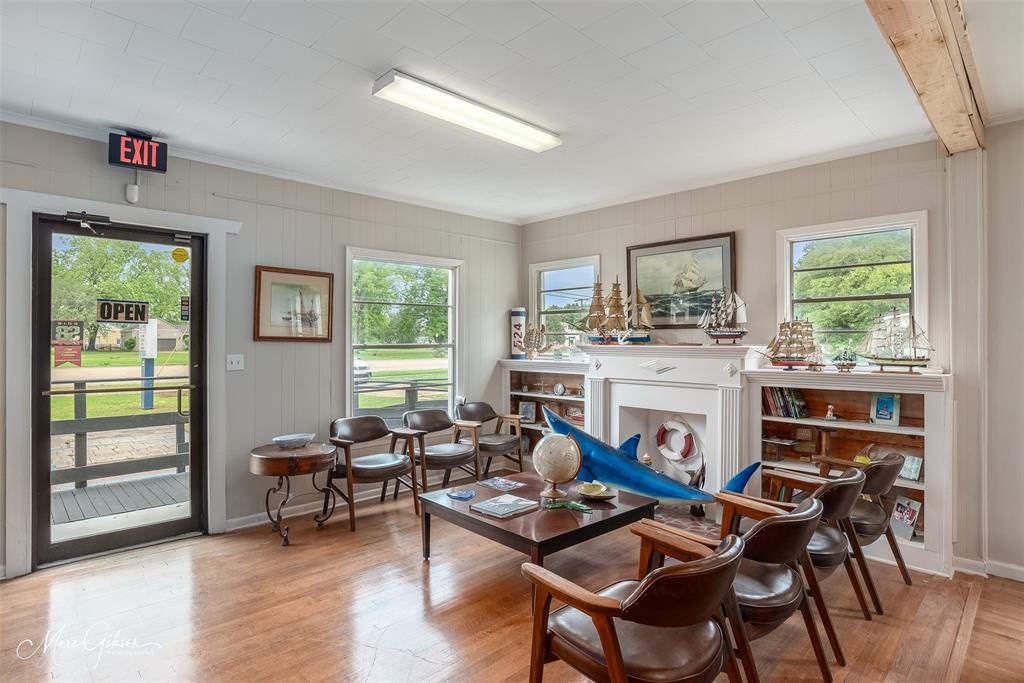 Waller Sub - Commercial Sale