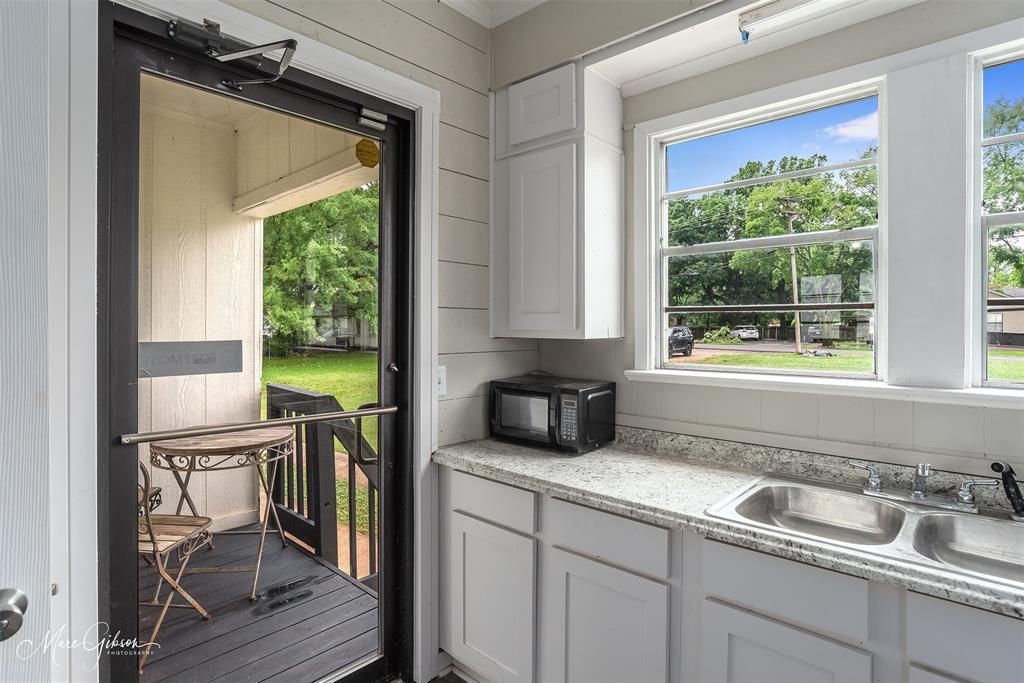 Waller Sub - Commercial Sale