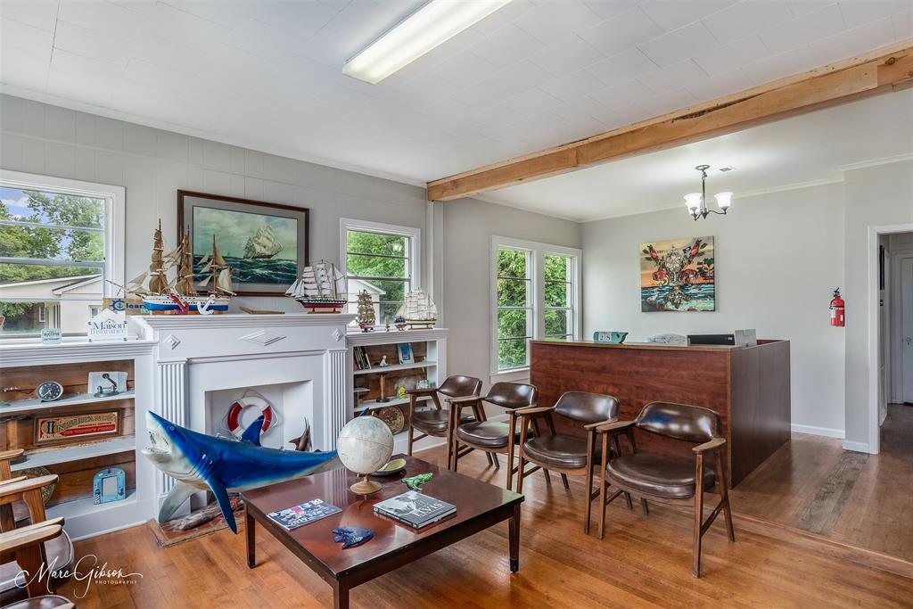 Waller Sub - Commercial Sale