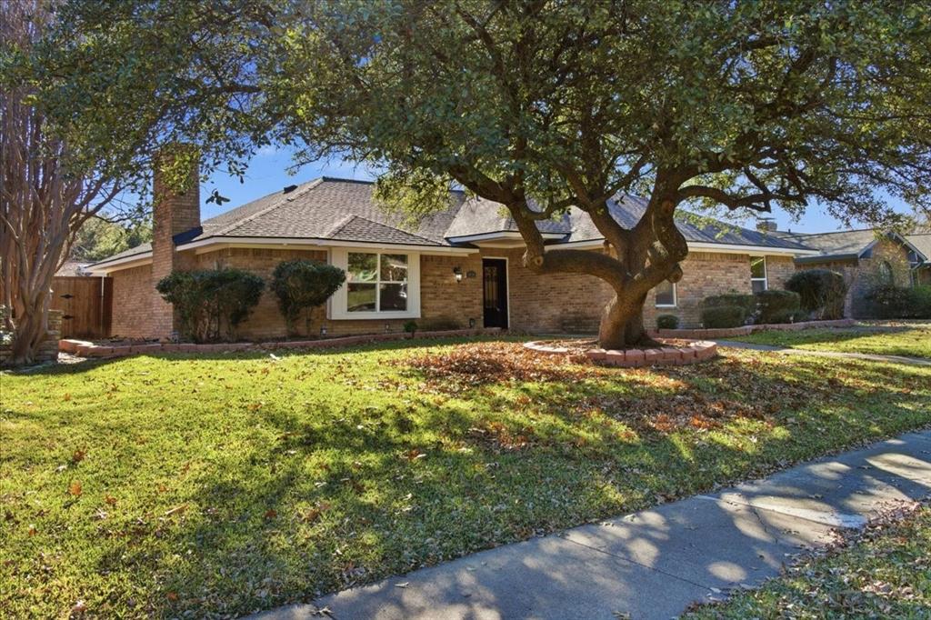 1916 Macao Place