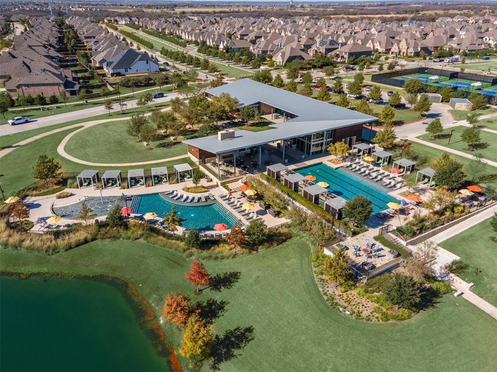 910 Mountain Laurel Drive