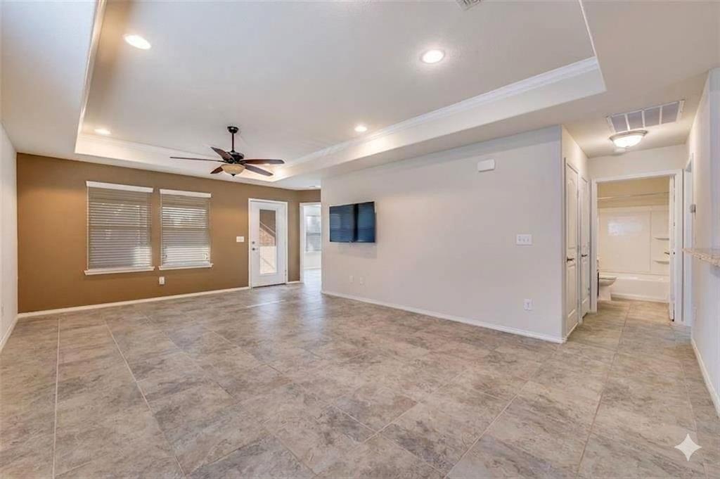 2325 Beachfront Drive
