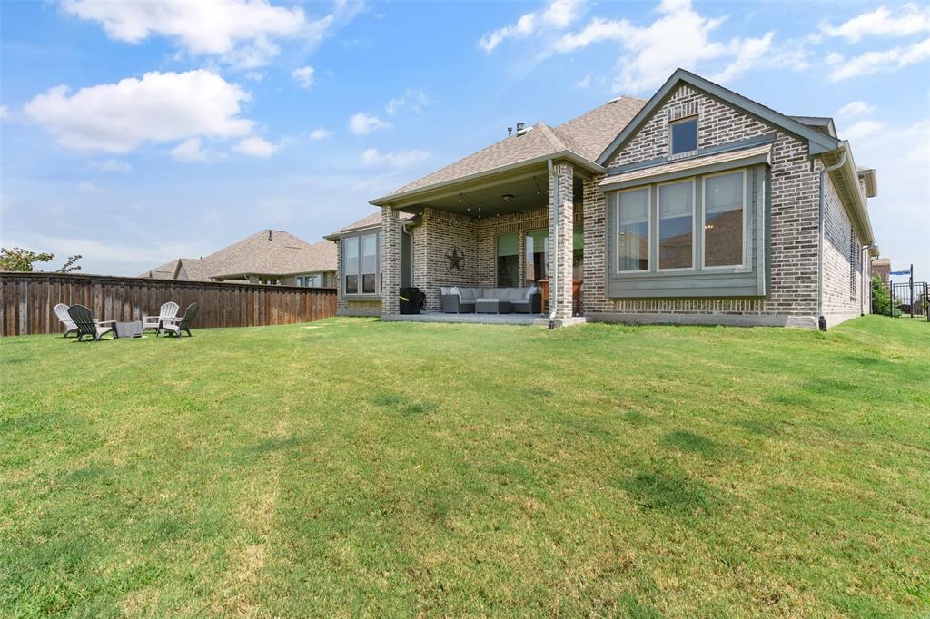 1326 Divine Rose Way
