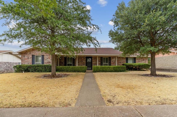 13121 PENNYSTONE DR, FARMERS BRANCH, TX 75244 - Image bc746eba75c432beaa2b46faa5f1faaa/749811806
