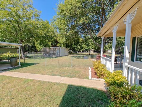 A home in Terrell