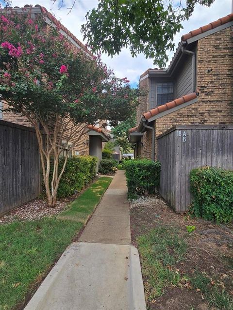 A home in Farmers Branch